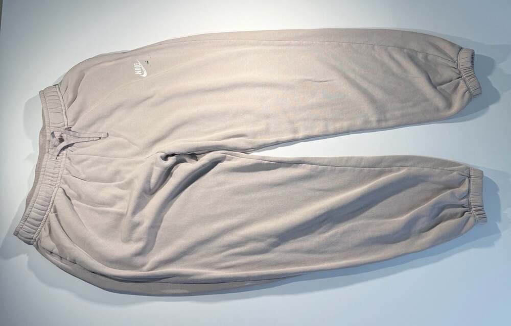 Nike Women's Club Fleece Sweatpants Light Grey Size S with Stain